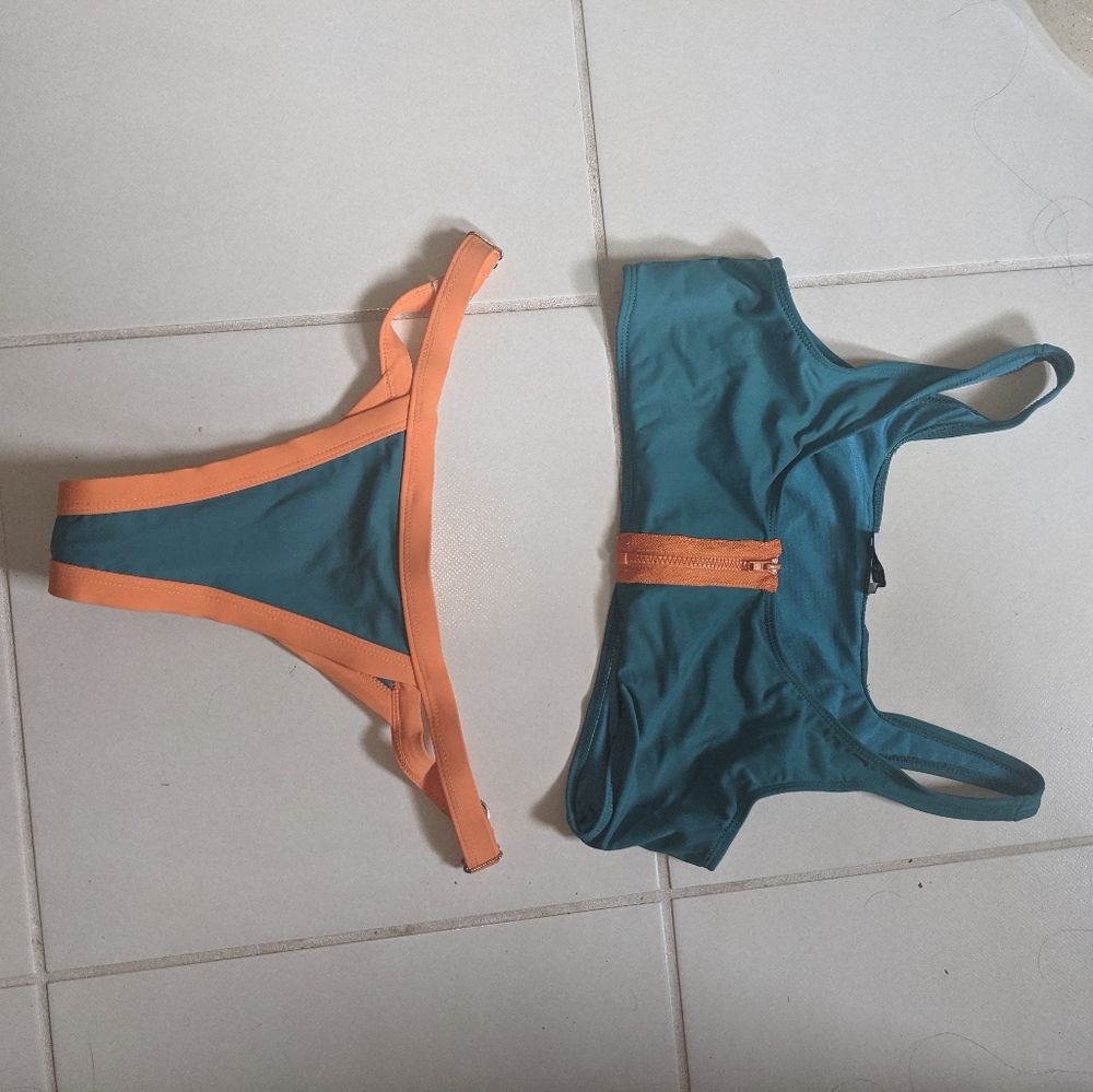 Color block bikini - Picture 2 of 4